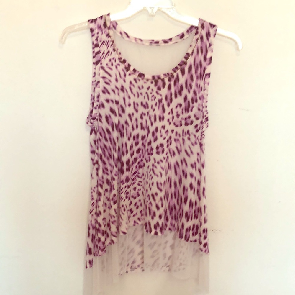 Jennifer Lopez purple and white top